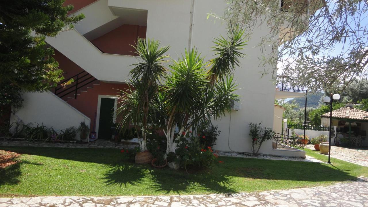 Nely'S Luxury Home Nydri  Exterior photo